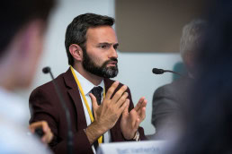 Closeup of Alfonso Lara Montero, ESN CEO, giving a presentation during a conference in Brussels