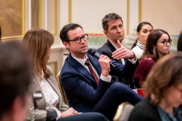 Maarten Cleppe asking a question during Q&A at the GC Summit Belgium 2020