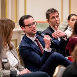 Maarten Cleppe asking a question during Q&A at the GC Summit Belgium 2020