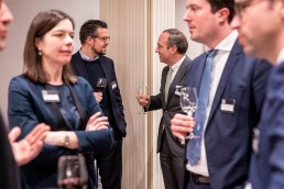 Attendees networking, mingling and chatting at the end of the conference during the GC Summit Belgium 2020