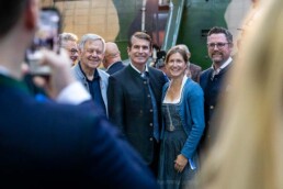 Eric Beißwenger and his partner at the Oktoberfest 2025 pose for a picture