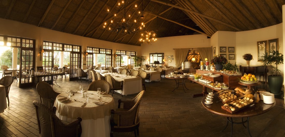 Ilala lodge zimbabwe safari the palm restaurant