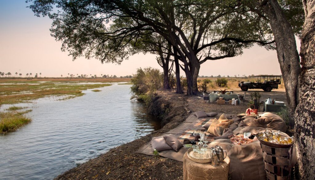 Waterside lunch in the Okavango Delta | Photo credits: Sandibe Okavango Safari Lodge