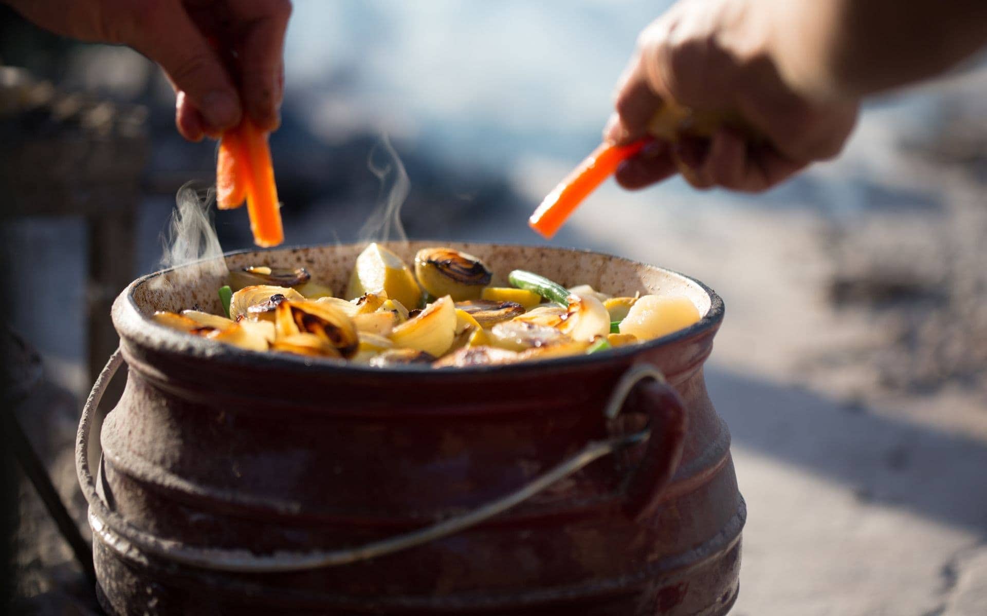 Potjiekos on a fire