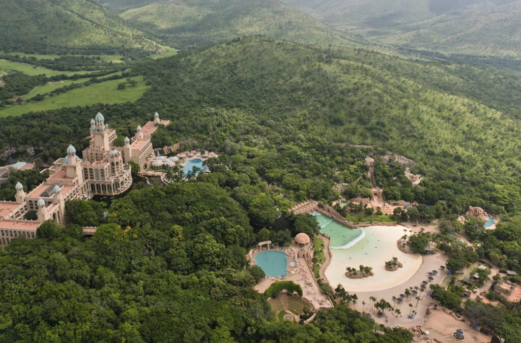 Valley of the Waves with the Palace in the background, Sun City