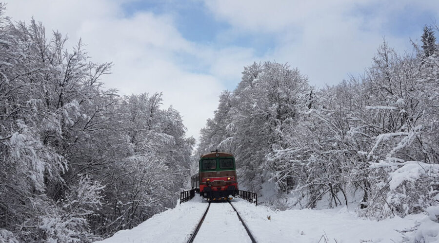 Transiberiana d’Italia: un viaggio tra i parchi naturali e i paesaggi appenninici