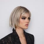 Stylish blonde bob wig with layered cut for women.