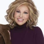 Beautiful woman with blonde wavy wig, stylish and elegant for women.