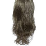 Long wavy wig in ash blonde color for women.
