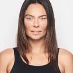 Natural brown wig for women, perfect for everyday wear and special occasions.