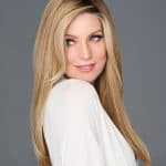 Blonde wig with layered style, perfect for a natural look.