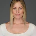 Elegant blonde straight wig for women, 18 inches long, natural look.