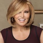 Stylish blonde bob wig with layered cut for a natural look.