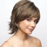 Stylish short layered wig in light brown for women.