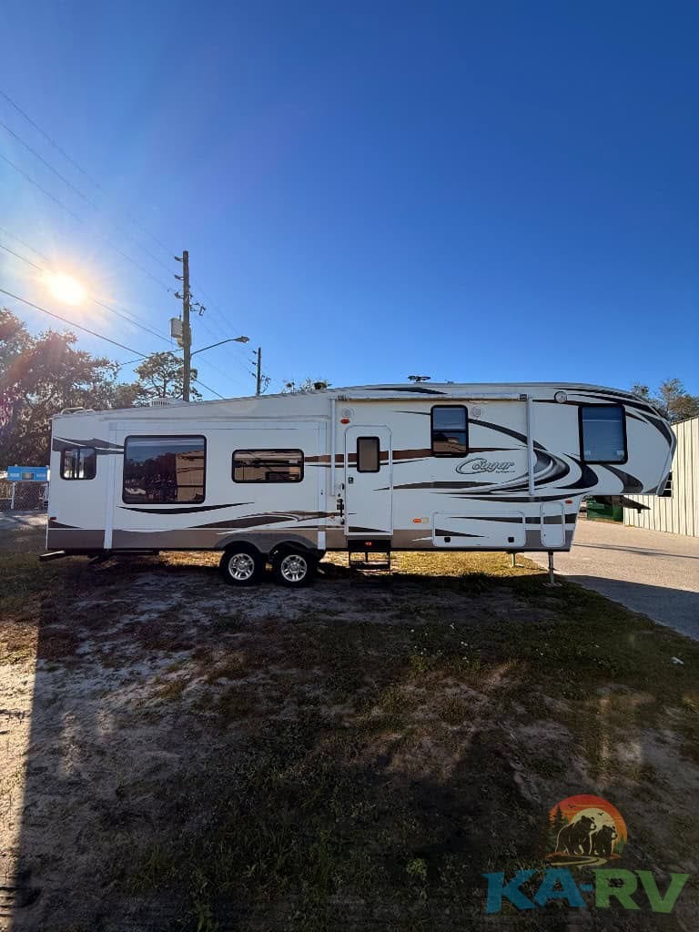 RV repair services for Keystone Cougar 2014 model.