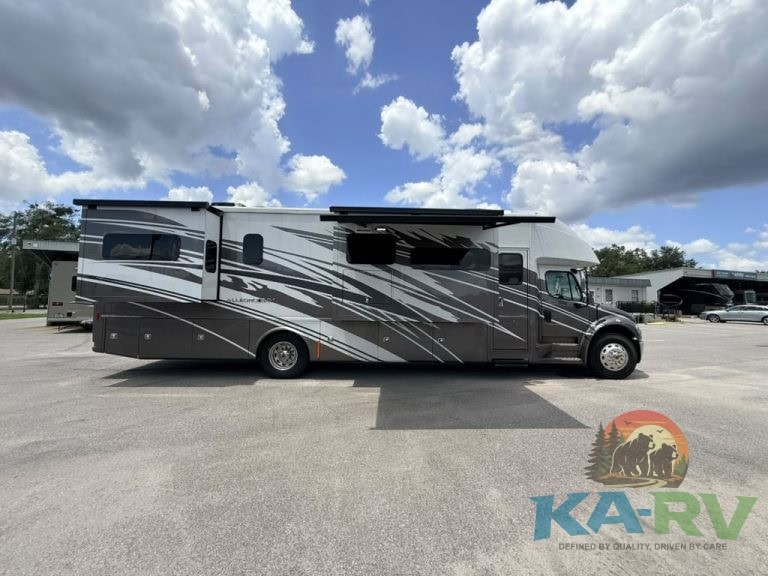 Luxury Tiffin Allegro Bay 38AB motorhome parked outdoors.