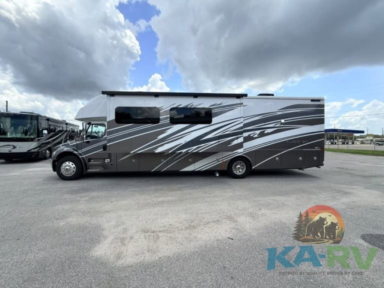 Luxury 2025 Tiffin Allegro Bay 38AB RV parked outdoors.