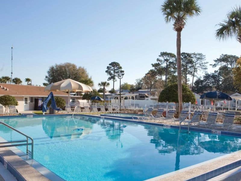 The pool at Orange City RV Resort