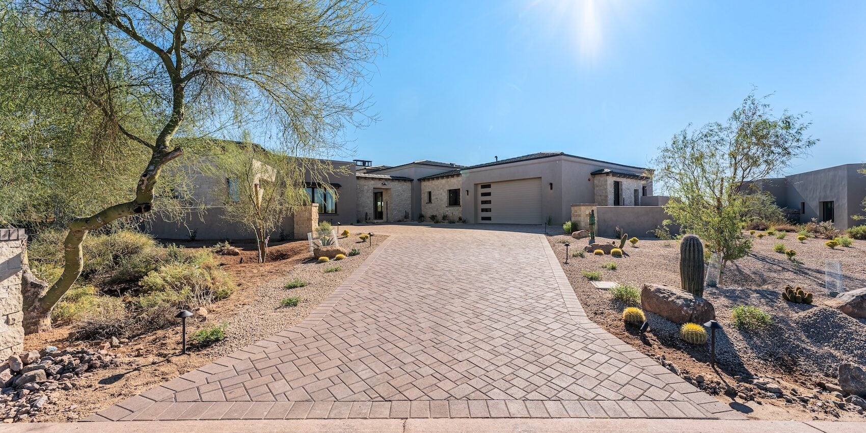 Luxury Homes in Scottsdale AZ & Interior Design