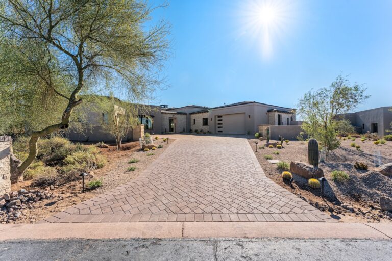 Luxury Homes in Scottsdale AZ & Interior Design