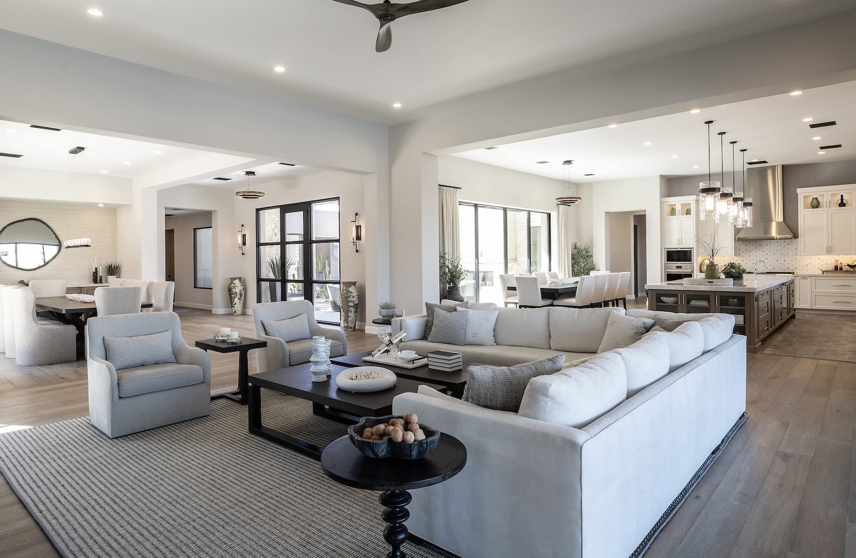 Luxury Homes Scottsdale Arizona and Interior Design