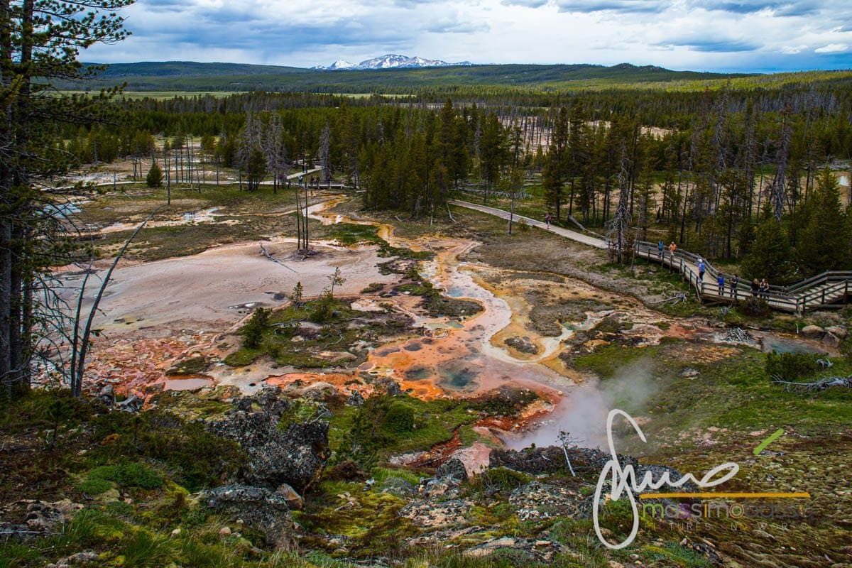 Itinerario di tre giorni per vedere Yellowstone. Painted Pots