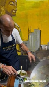 Pad Krapao Mahanakorn Cooking Class