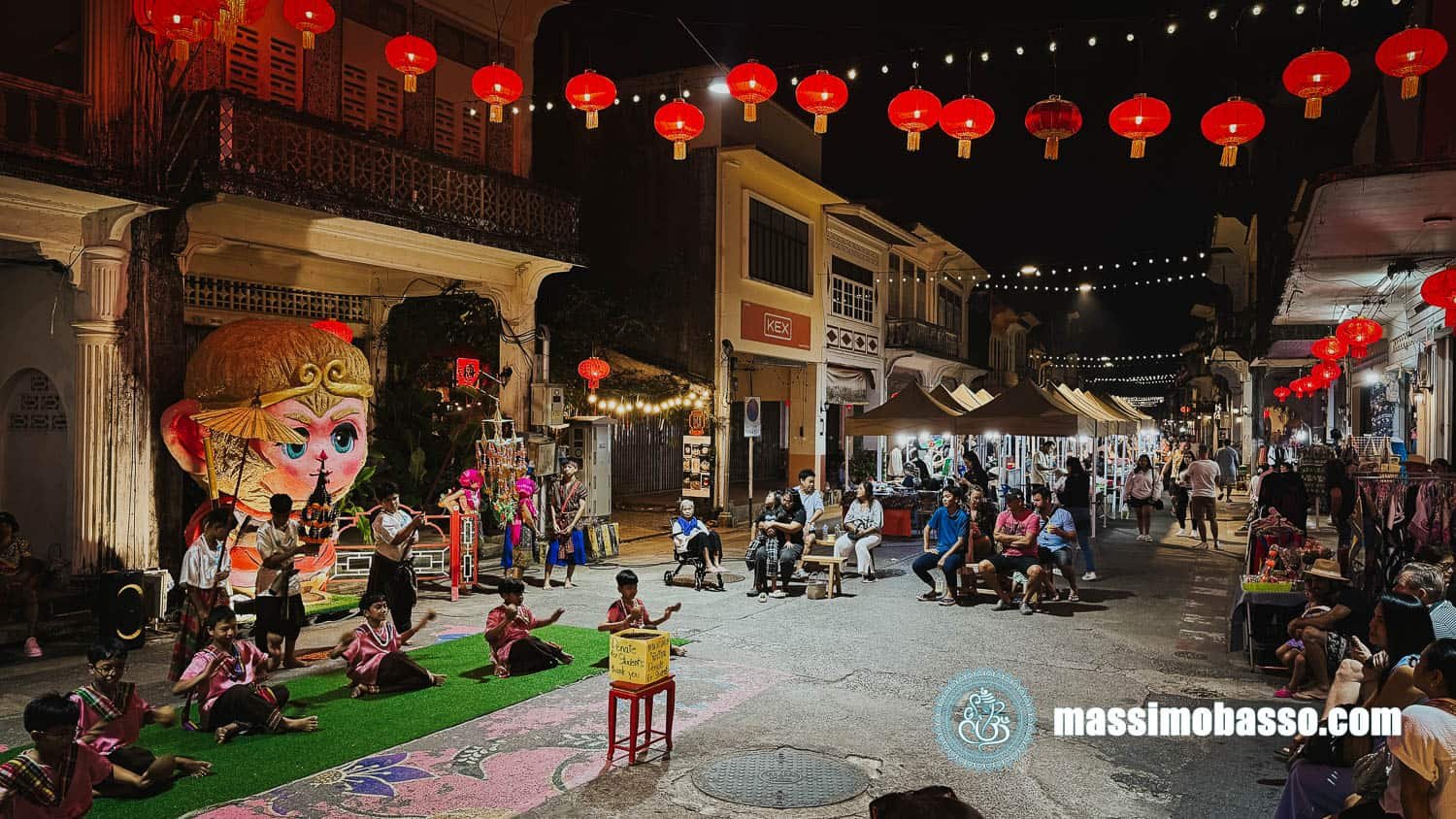 Khao Sok National Park - Thailandia - Mercato Serale Della Domenica A Takua Pa Old Town