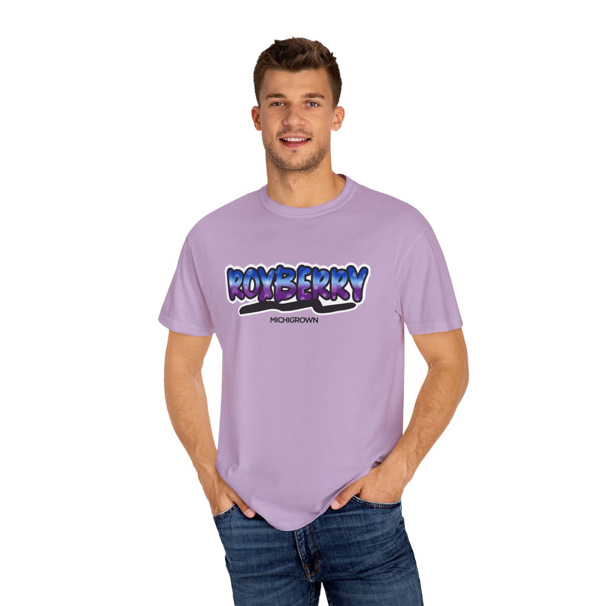 Men's Roxberry T-shirt with Michigrown logo in purple color.