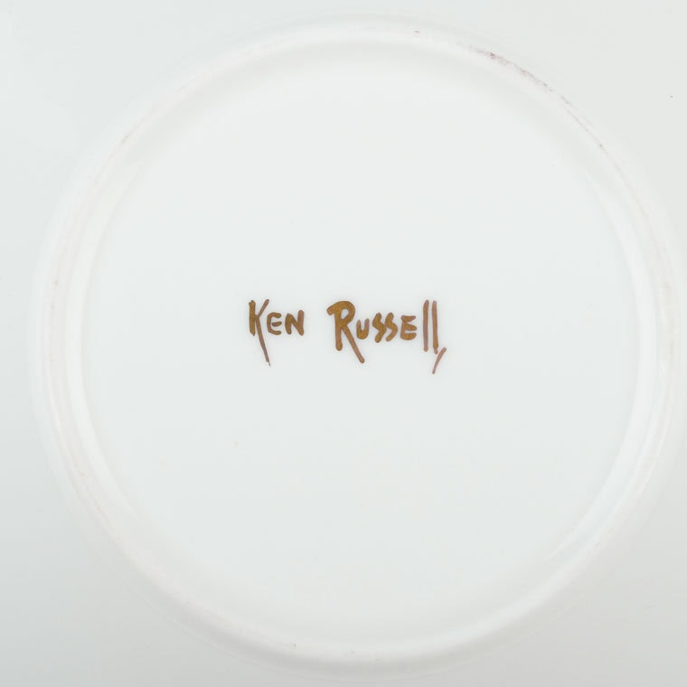 Coffee can and saucer
