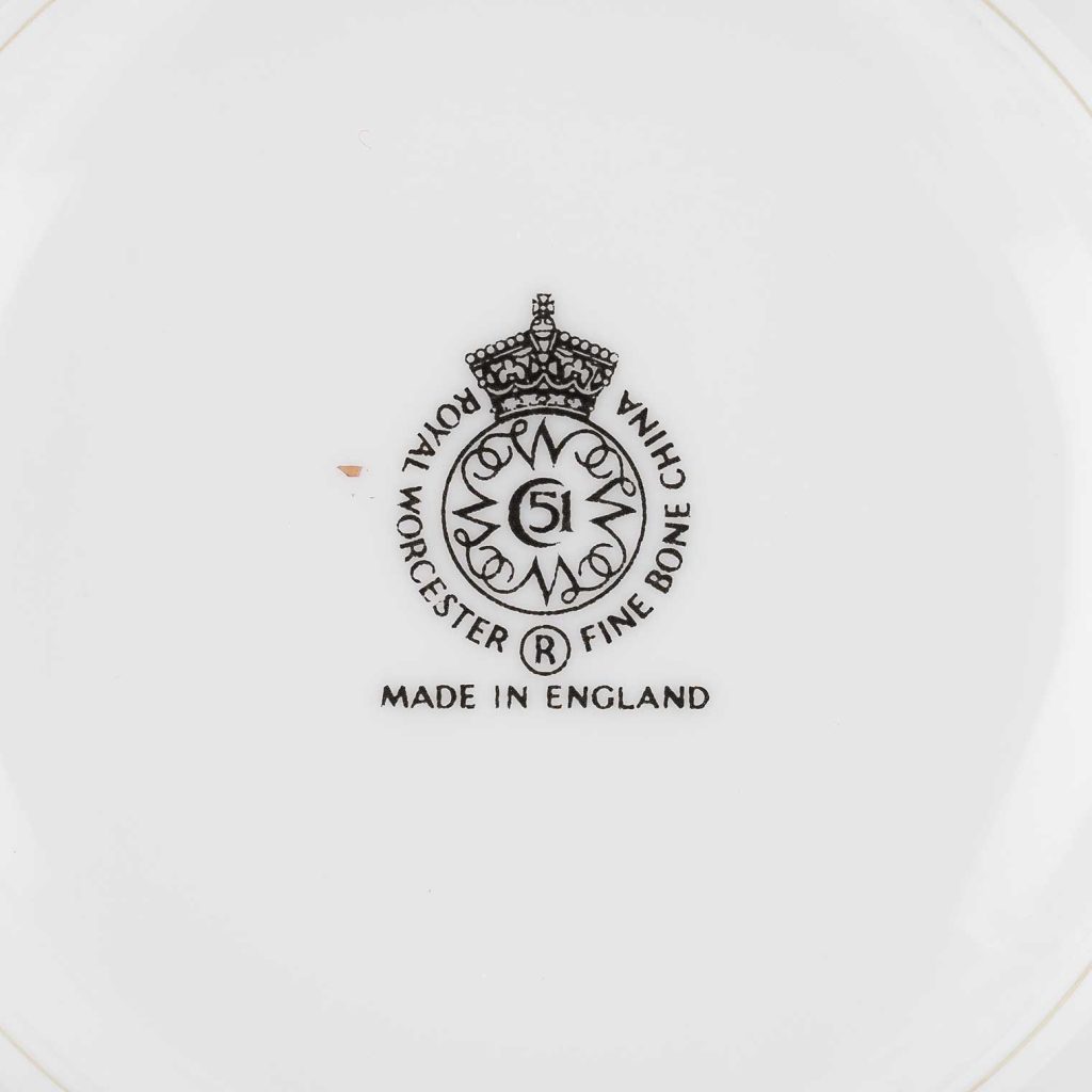 Large tea cup and saucer