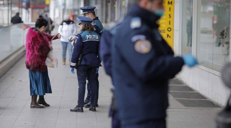 politie pandemie carantina controale