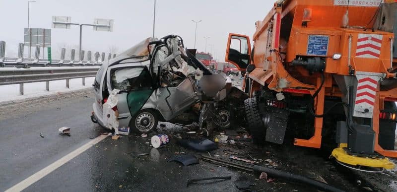 accident autostrada masina deszapezire 1