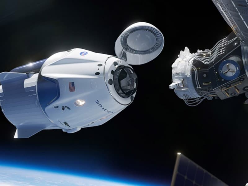 capsula dragon a spacex