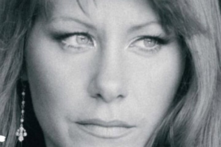 Rachel Fuller, Cigarettes & Housework