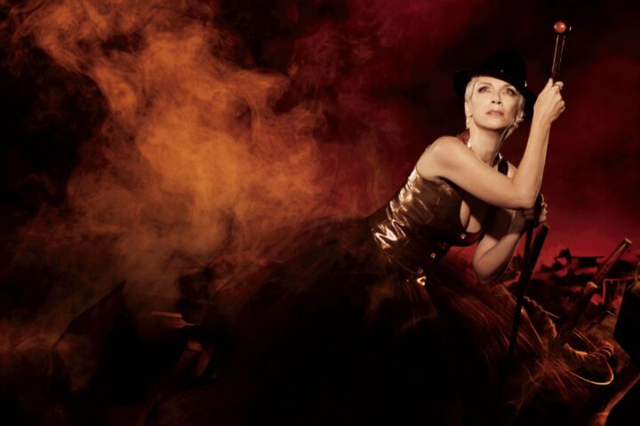 Annie Lennox, Songs of Mass Destruction