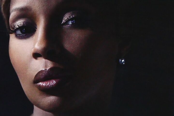 Mary J. Blige, Stronger with Each Tear