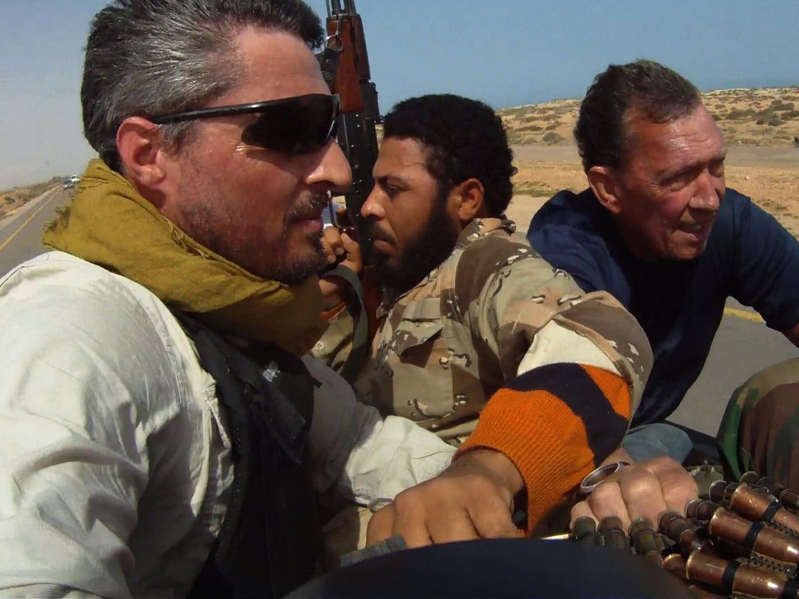 Under Fire: Journalists in Combat
