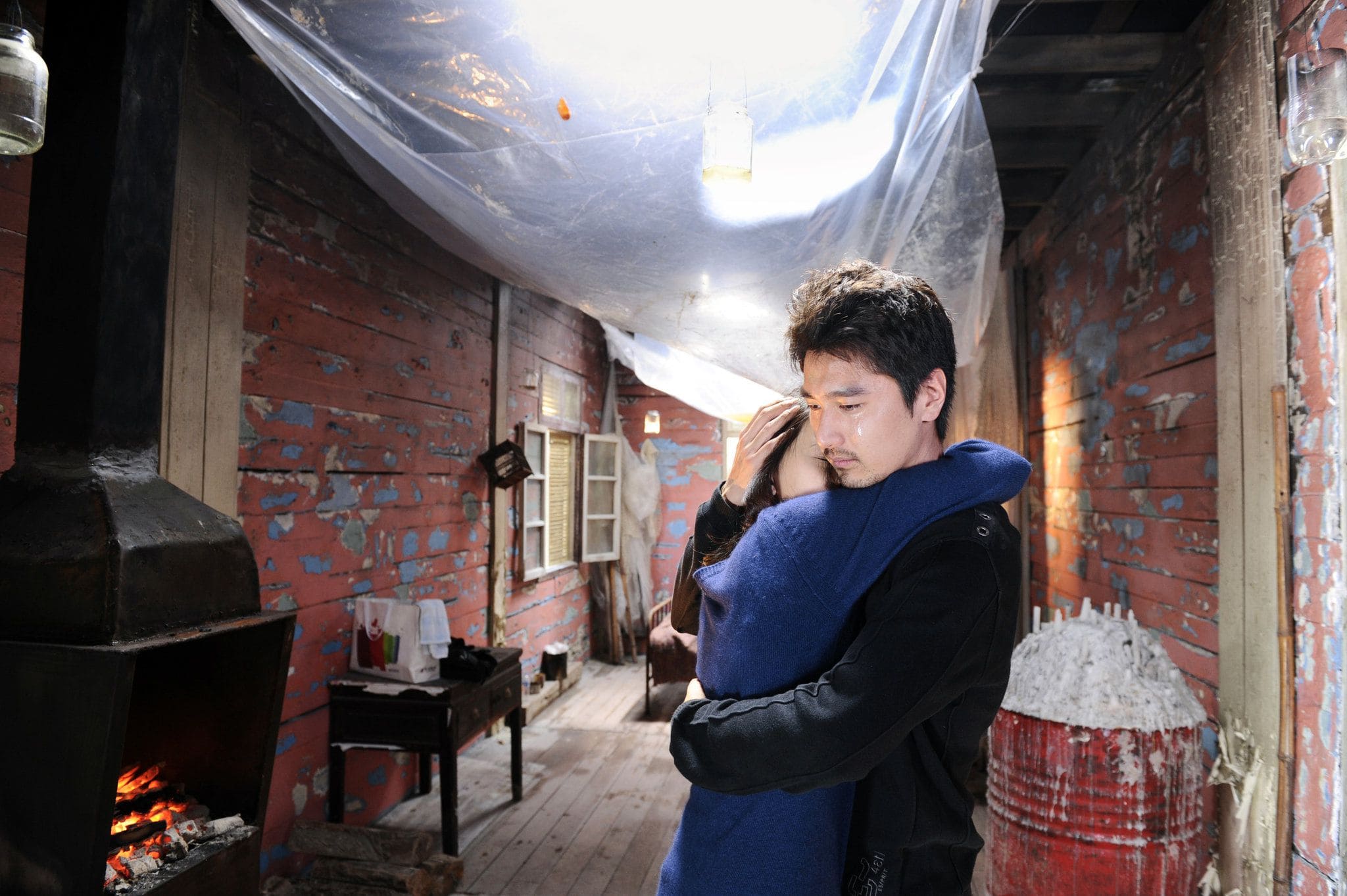 review-caught-in-the-web-slant-magazine