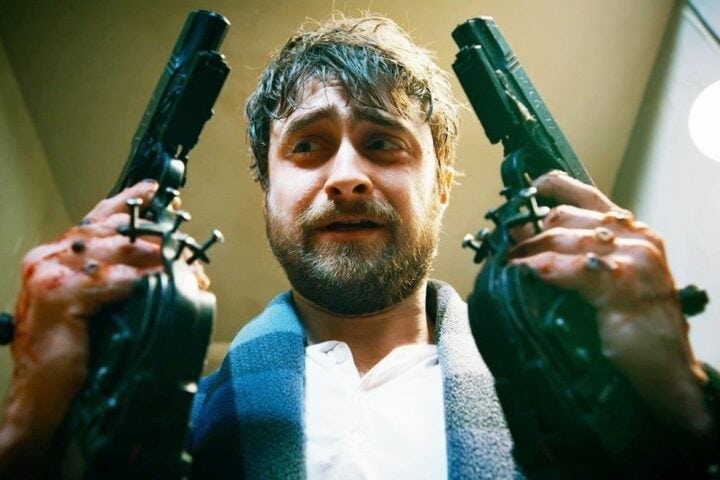 Guns Akimbo