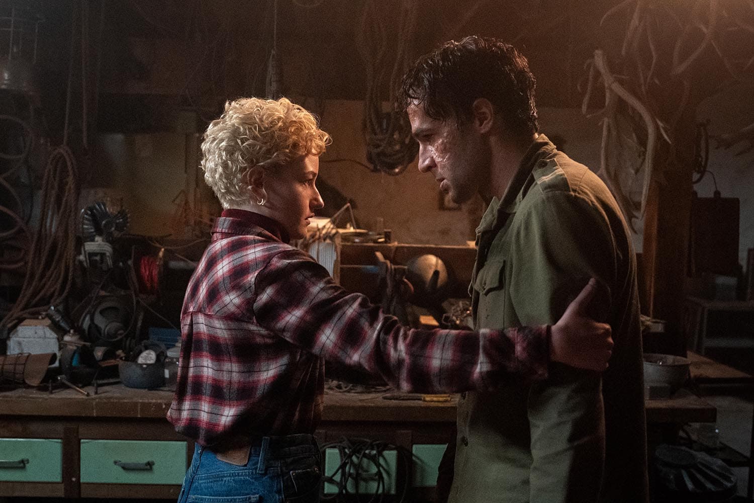 'Wolf Man' Review Leigh Whannell's Reboot Lacks Bite