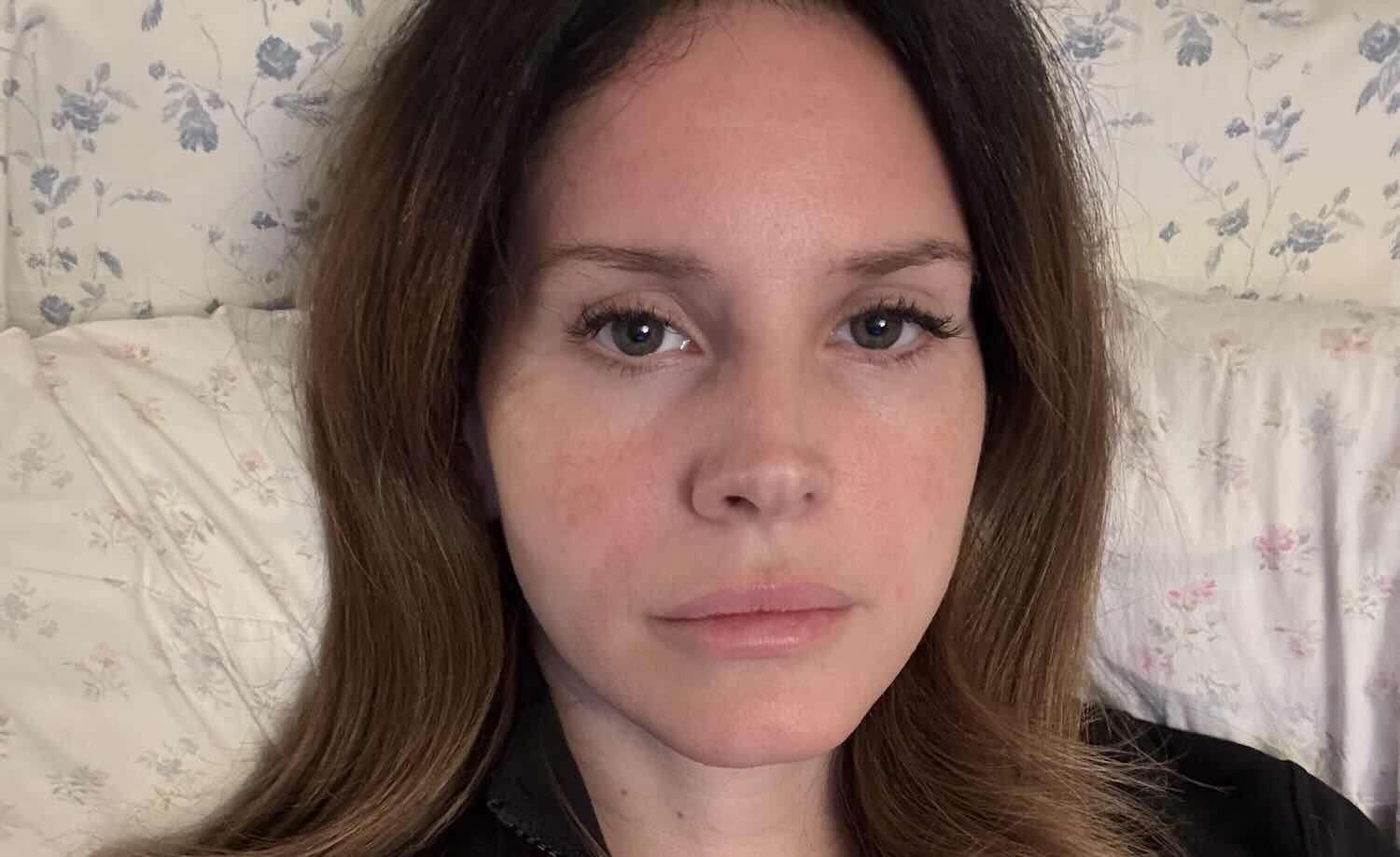 Lana Del Rey, White Feather Hawk Tail Deer Hunter
