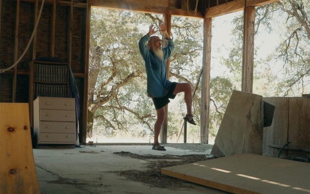 ‘The Bend in the River’ Review: A Life-Affirming Portrait of Time, Friendship, and Change