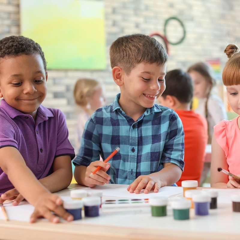 elementary kids painting
