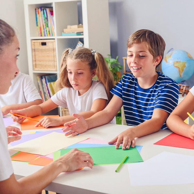 school age students drawing
