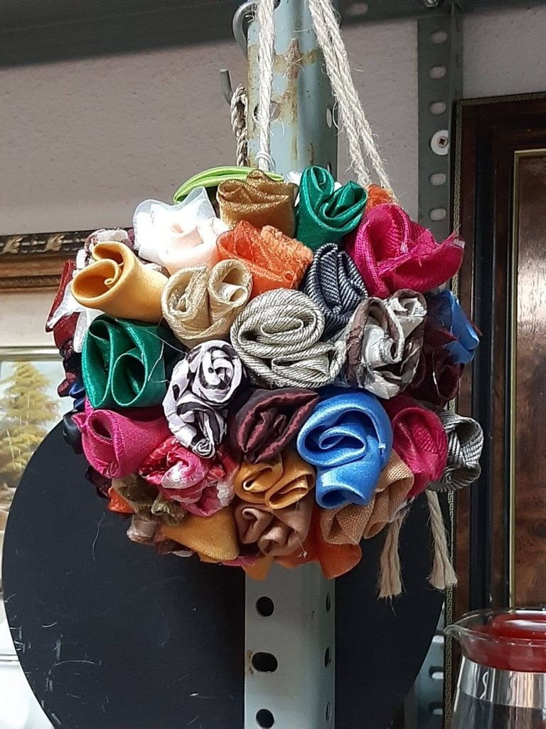 Mercadillo-Solidario-Ropa-Bazar-y-Libros-24-y-25-febrero-2021-19-768x1024 Mercadillo Solidario Ropa Bazar y Libros 24 y 25 febrero 2021