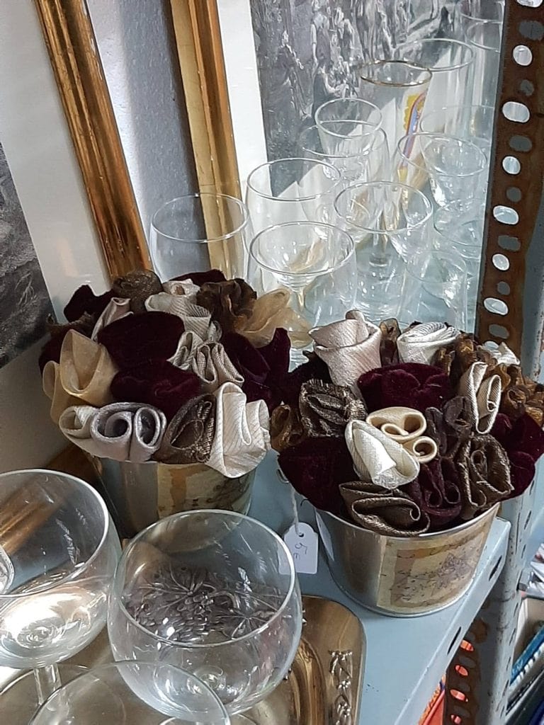 Mercadillo-Solidario-Ropa-Bazar-y-Libros-24-y-25-febrero-2021-21-768x1024 Mercadillo Solidario Ropa Bazar y Libros 24 y 25 febrero 2021