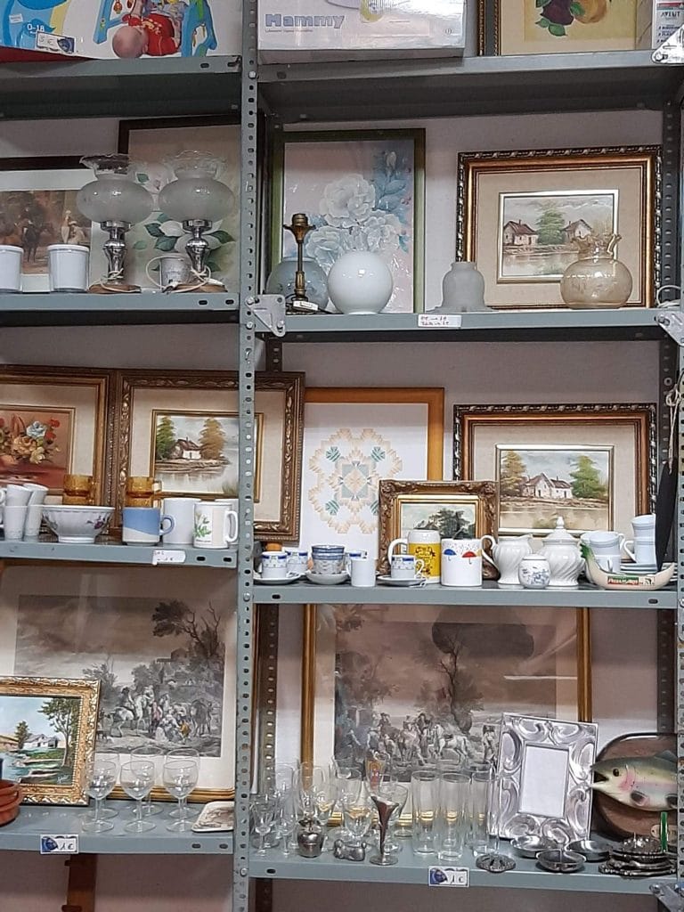 Mercadillo-Solidario-Ropa-Bazar-y-Libros-24-y-25-febrero-2021-4-768x1024 Mercadillo Solidario Ropa Bazar y Libros 24 y 25 febrero 2021