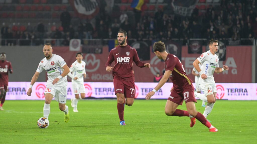 Players of FC Hermannstadt during Romania Superliga: CFR 1907 Cluj News  Photo - Getty Images