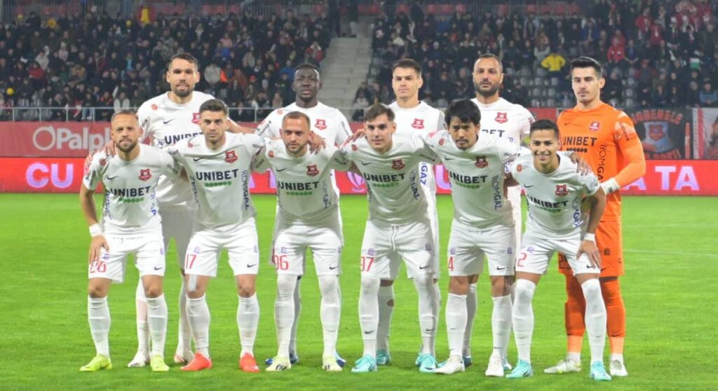 Players of FC Hermannstadt during Romania Superliga: CFR 1907 Cluj News  Photo - Getty Images